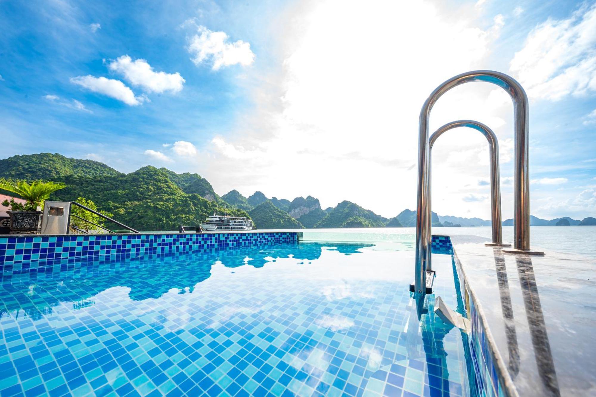 Velar Of The Sea Hotel ฮาลอง ภายนอก รูปภาพ