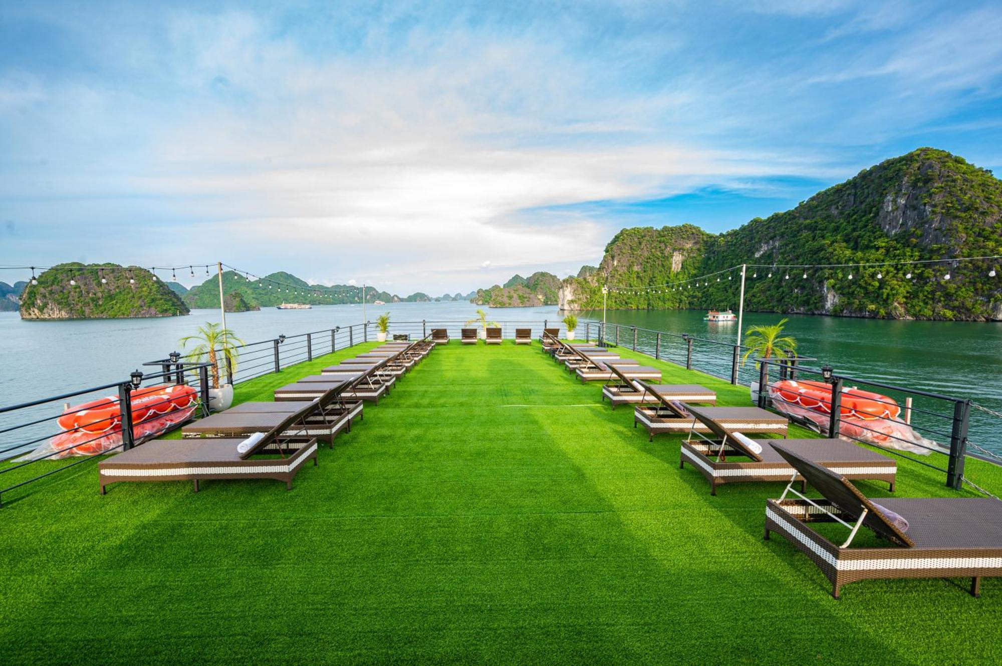 Velar Of The Sea Hotel ฮาลอง ภายนอก รูปภาพ