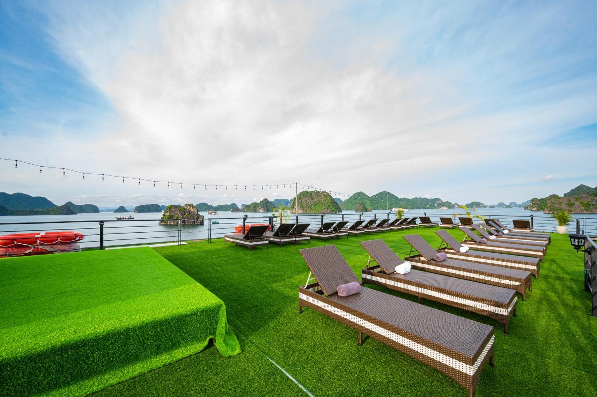 Velar Of The Sea Hotel ฮาลอง ภายนอก รูปภาพ