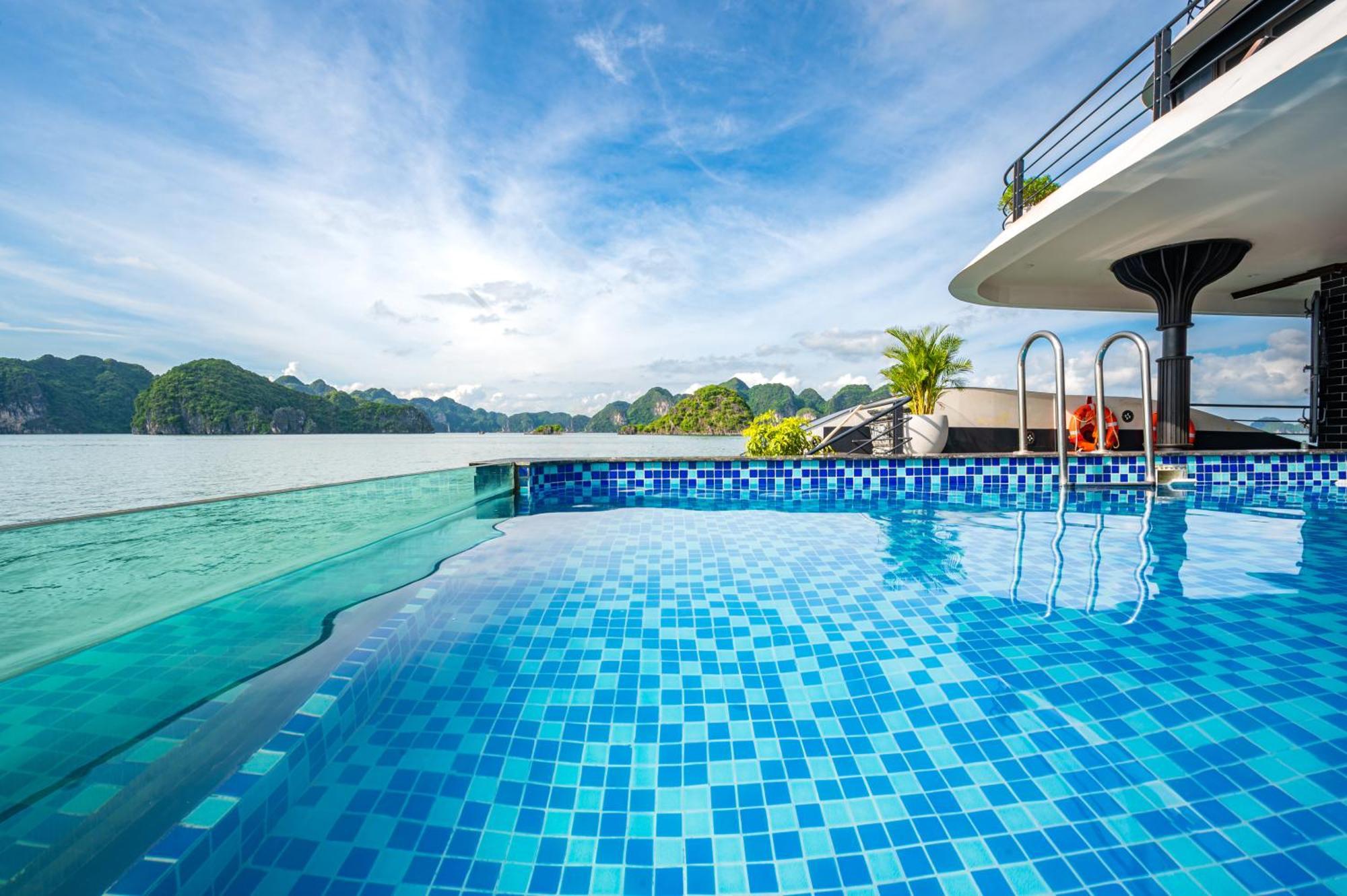 Velar Of The Sea Hotel ฮาลอง ภายนอก รูปภาพ